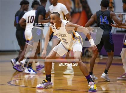 Thumbnail 1 in DeSoto Central vs. Murrah (MHSAA 6A Round 1) photogallery.
