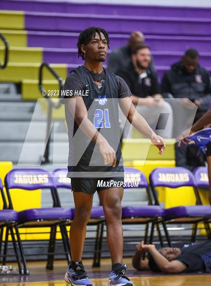 Thumbnail 3 in DeSoto Central vs. Murrah (MHSAA 6A Round 1) photogallery.
