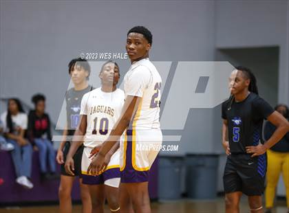 Thumbnail 1 in DeSoto Central vs. Murrah (MHSAA 6A Round 1) photogallery.