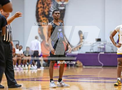 Thumbnail 2 in DeSoto Central vs. Murrah (MHSAA 6A Round 1) photogallery.