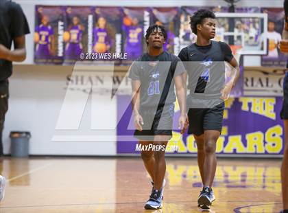 Thumbnail 3 in DeSoto Central vs. Murrah (MHSAA 6A Round 1) photogallery.