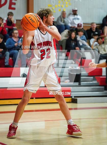 Thumbnail 3 in Tonopah vs Carlin photogallery.