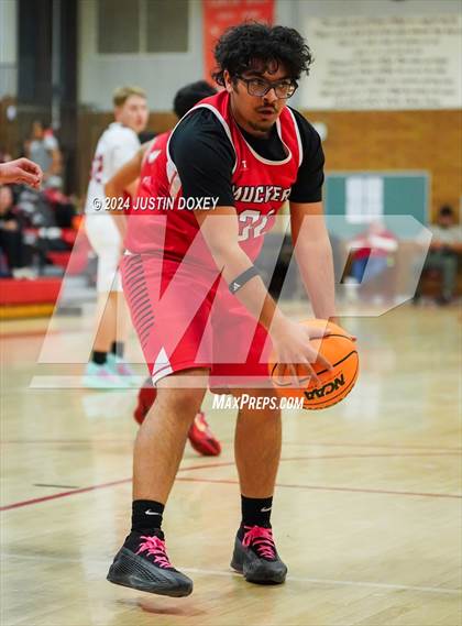 Thumbnail 2 in Tonopah vs Carlin photogallery.