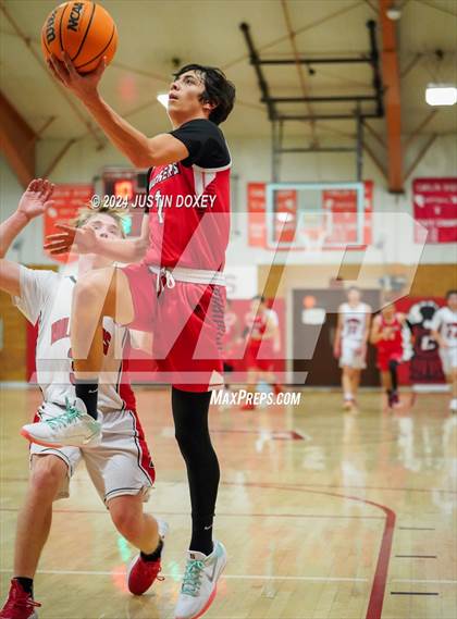 Thumbnail 1 in Tonopah vs Carlin photogallery.