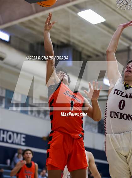 Thumbnail 1 in Selma vs. Tulare Union photogallery.