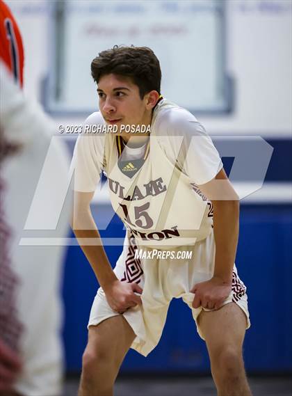 Thumbnail 3 in Selma vs. Tulare Union photogallery.