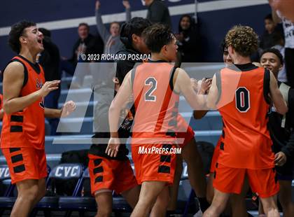 Thumbnail 2 in Selma vs. Tulare Union photogallery.