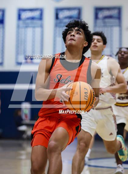 Thumbnail 1 in Selma vs. Tulare Union photogallery.
