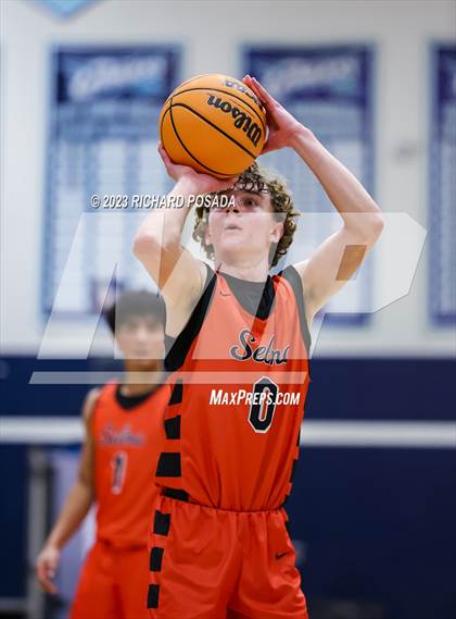 Thumbnail 3 in Selma vs. Tulare Union photogallery.