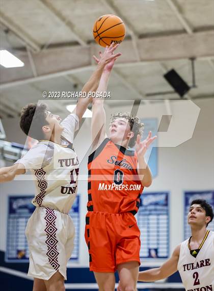 Thumbnail 1 in Selma vs. Tulare Union photogallery.