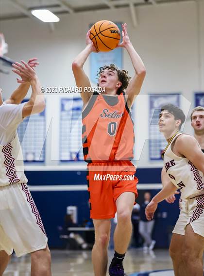 Thumbnail 2 in Selma vs. Tulare Union photogallery.