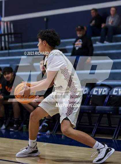 Thumbnail 3 in Selma vs. Tulare Union photogallery.
