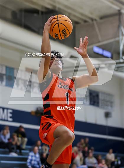 Thumbnail 3 in Selma vs. Tulare Union photogallery.