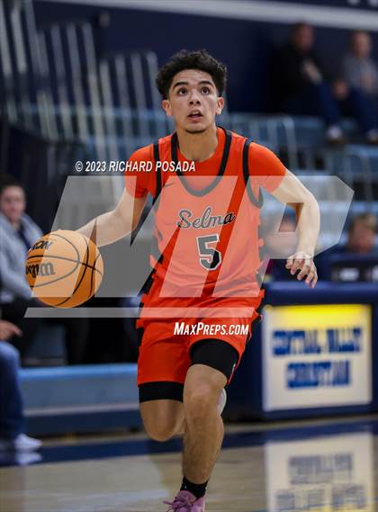 Thumbnail 1 in Selma vs. Tulare Union photogallery.