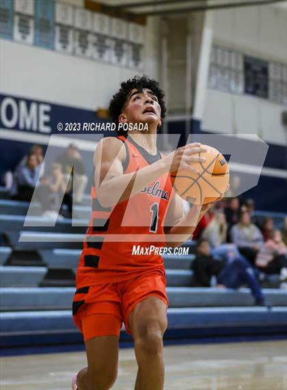Thumbnail 2 in Selma vs. Tulare Union photogallery.