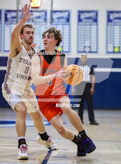 Thumbnail 2 in Selma vs. Tulare Union photogallery.