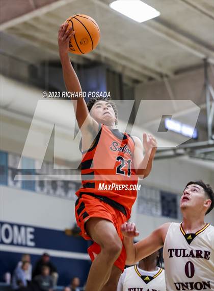 Thumbnail 1 in Selma vs. Tulare Union photogallery.