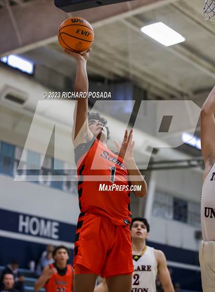 Thumbnail 3 in Selma vs. Tulare Union photogallery.
