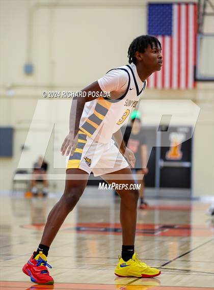 Thumbnail 1 in Selma vs. Sunnyside photogallery.