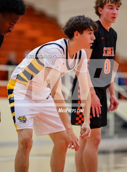 Thumbnail 3 in Selma vs. Sunnyside photogallery.