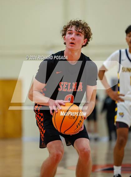 Thumbnail 1 in Selma vs. Sunnyside photogallery.