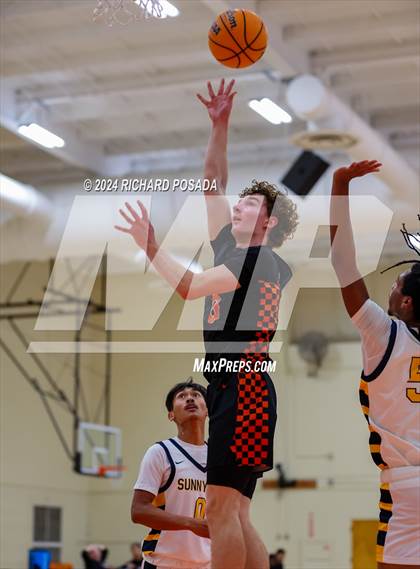 Thumbnail 3 in Selma vs. Sunnyside photogallery.