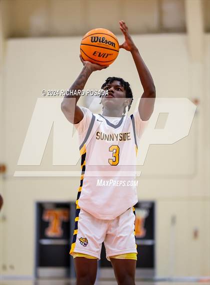 Thumbnail 1 in Selma vs. Sunnyside photogallery.