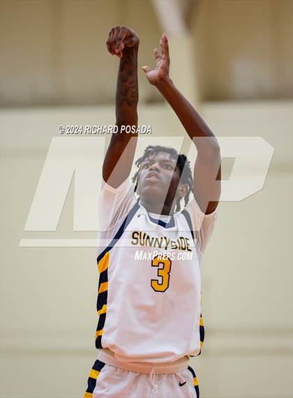 Thumbnail 2 in Selma vs. Sunnyside photogallery.