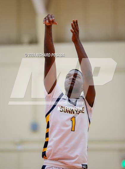 Thumbnail 2 in Selma vs. Sunnyside photogallery.