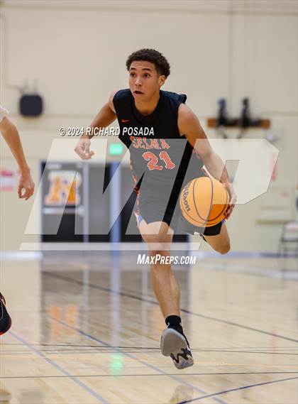 Thumbnail 2 in Selma vs. Sunnyside photogallery.