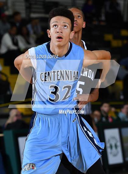 Thumbnail 2 in Etiwanda vs. Centennial (The Classic at Damien) photogallery.