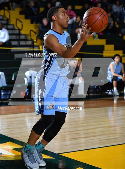 Thumbnail 2 in Etiwanda vs. Centennial (The Classic at Damien) photogallery.