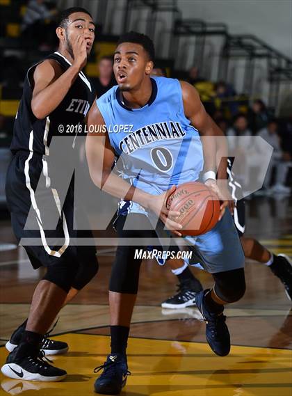 Thumbnail 2 in Etiwanda vs. Centennial (The Classic at Damien) photogallery.