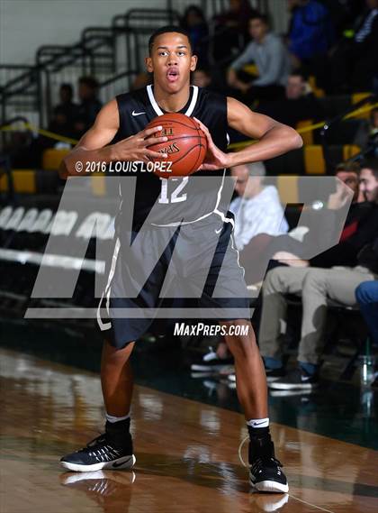 Thumbnail 1 in Etiwanda vs. Centennial (The Classic at Damien) photogallery.