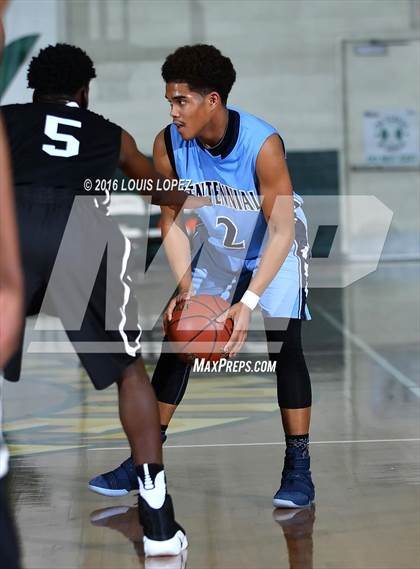 Thumbnail 2 in Etiwanda vs. Centennial (The Classic at Damien) photogallery.
