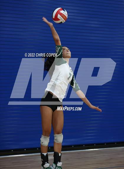 Thumbnail 1 in Canterbury vs Pine Crest (Nike Tournament of Champions) photogallery.
