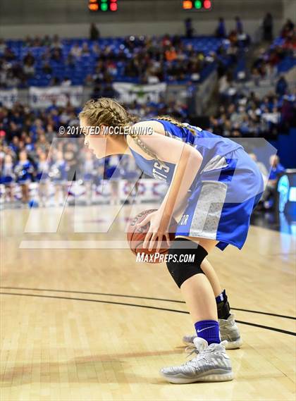 Thumbnail 2 in Quitman vs. Hector (AAA 2A Final) photogallery.