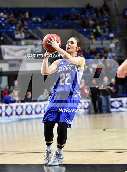 Thumbnail 2 in Quitman vs. Hector (AAA 2A Final) photogallery.