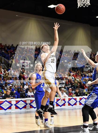 Thumbnail 2 in Quitman vs. Hector (AAA 2A Final) photogallery.