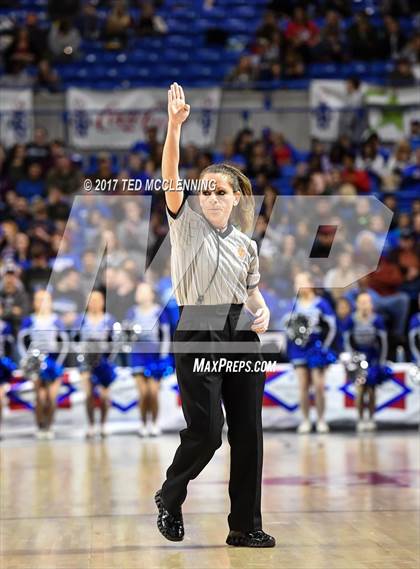 Thumbnail 3 in Quitman vs. Hector (AAA 2A Final) photogallery.