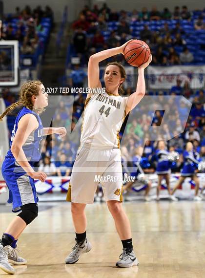 Thumbnail 1 in Quitman vs. Hector (AAA 2A Final) photogallery.