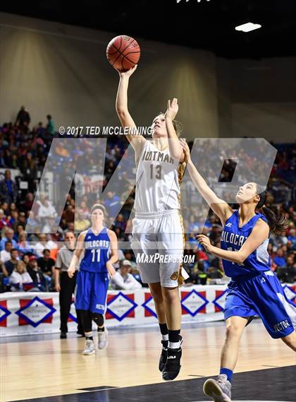 Thumbnail 2 in Quitman vs. Hector (AAA 2A Final) photogallery.