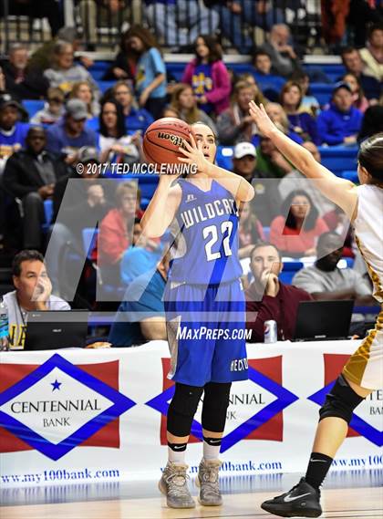 Thumbnail 1 in Quitman vs. Hector (AAA 2A Final) photogallery.