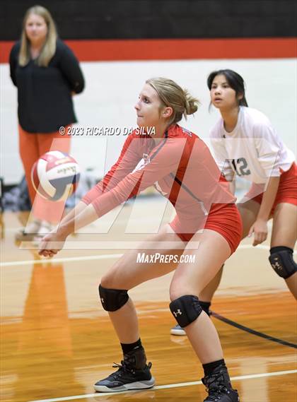Thumbnail 3 in Brazos vs Boling photogallery.