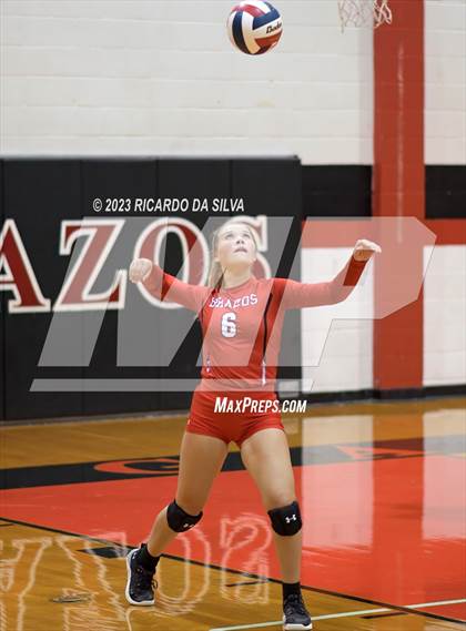 Thumbnail 2 in Brazos vs Boling photogallery.