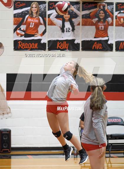 Thumbnail 1 in Brazos vs Boling photogallery.