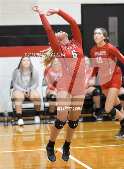 Thumbnail 2 in Brazos vs Boling photogallery.
