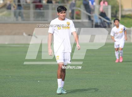 Thumbnail 3 in El Toro vs. Edison (Hawks Invitational) photogallery.