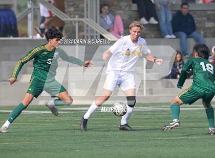Thumbnail 3 in El Toro vs. Edison (Hawks Invitational) photogallery.