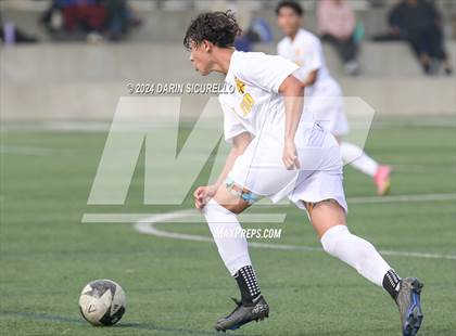 Thumbnail 1 in El Toro vs. Edison (Hawks Invitational) photogallery.